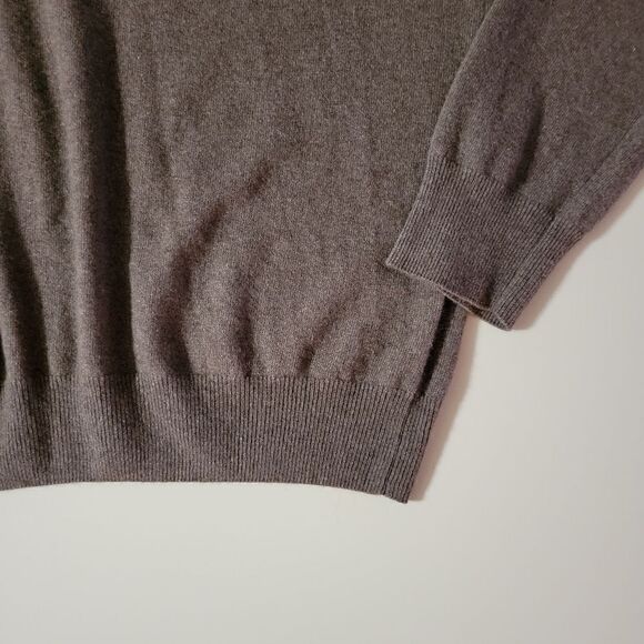 Mantovani Studio Men's Brown Cashmere V-neck Long Sleeve Sweater - Picture 11 of 15